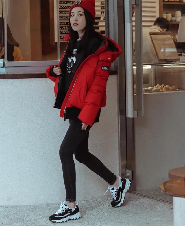 30套新年时髦穿搭第5套美炸了,早春超美穿搭来啦这4套look浪漫