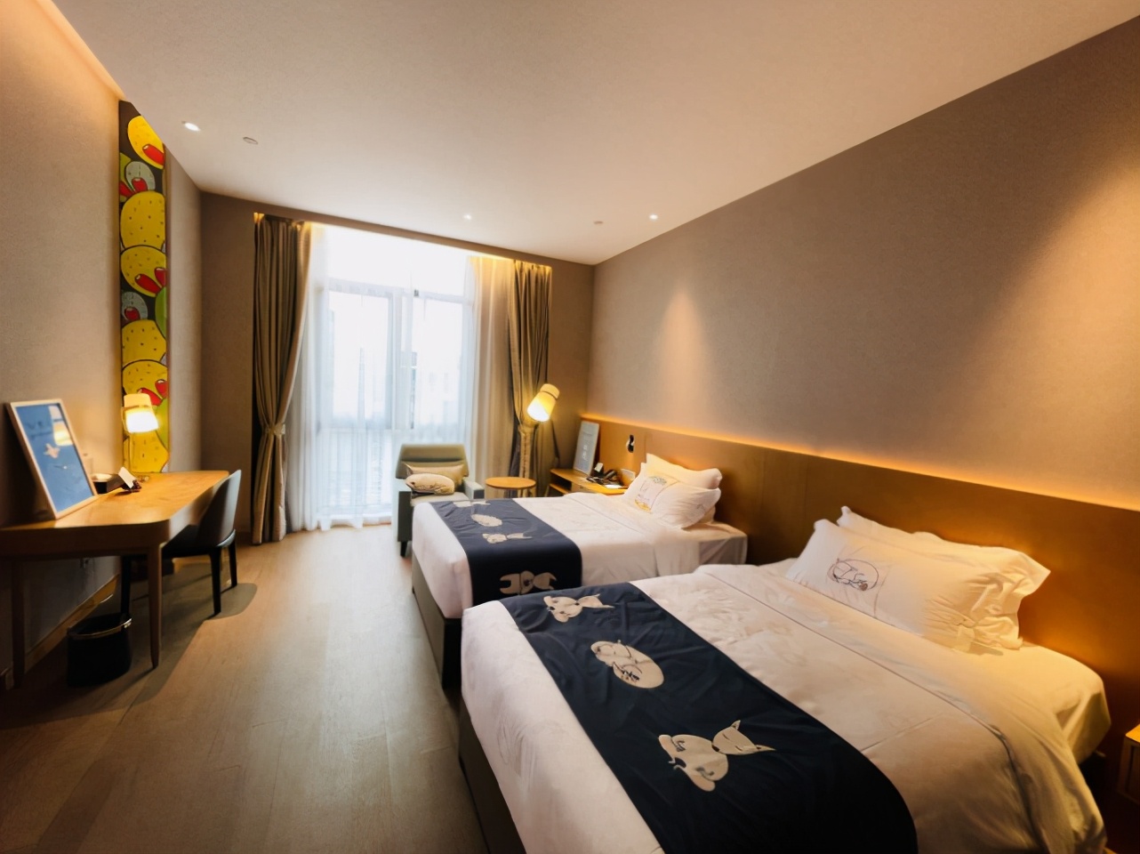 上海人注意!五角场又有酒店搞事情!这样的房间太销魂了