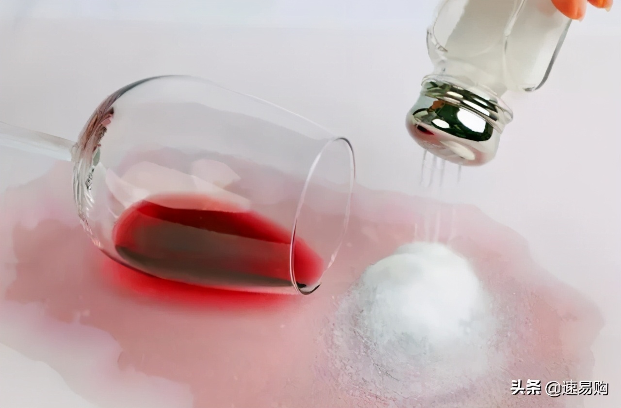 棉麻衣服红酒污渍怎么去,衣服上的红酒渍怎么去除小窍门