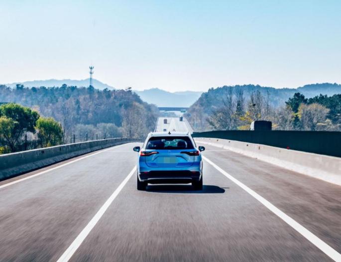 四个胎压不一样相差0.1可以吗,四个轮胎胎压不一致后轮2.4前轮2.5