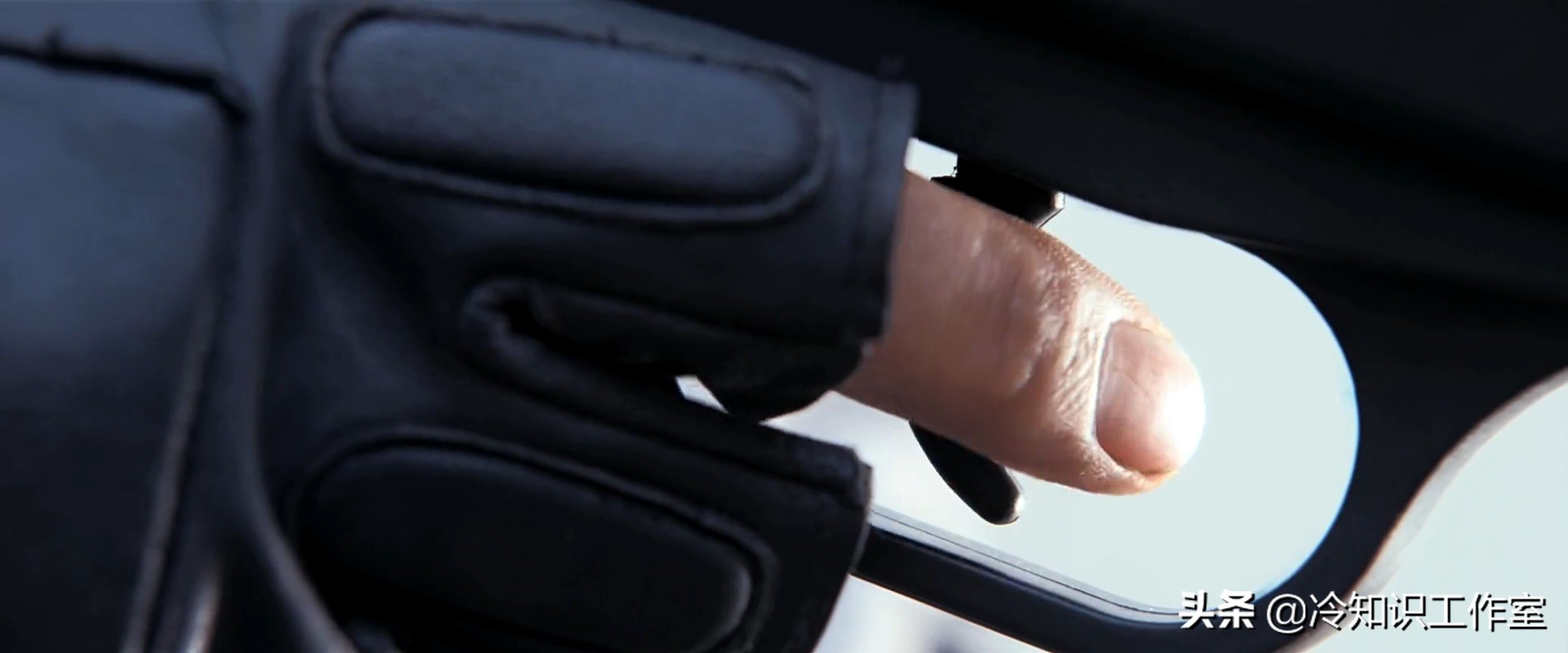 战狼二解说介绍枪械,战狼2枪械训练视频