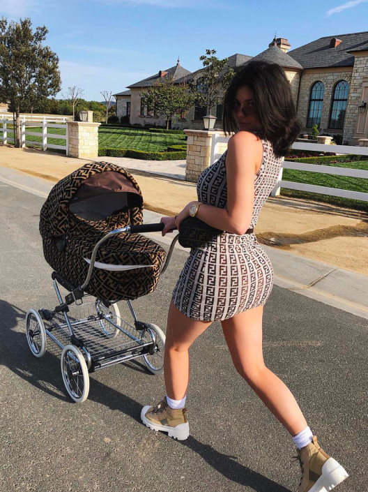 第一个大牌包包怎么买,入手的第一个大牌包包怎么选