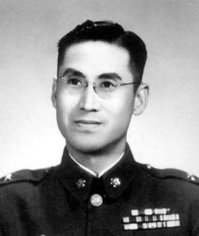 特工潜伏十二年,特工潜伏