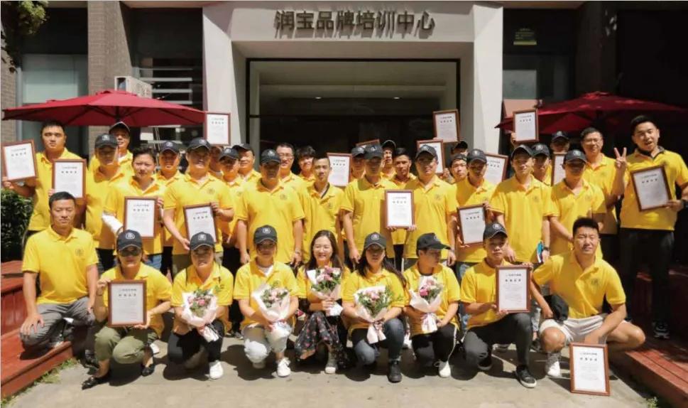 好幸福全球零食官网加盟费,好幸福全球零食店生意怎么样