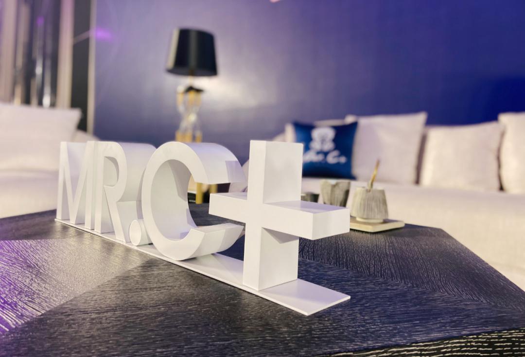 Mr.C+与峰上大宅装饰达成战略合作联盟,又多了一位强力的小伙伴