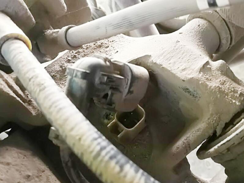 蒙迪欧abs控制模块通讯丢失,蒙迪欧致胜abs控制模块关闭不适当