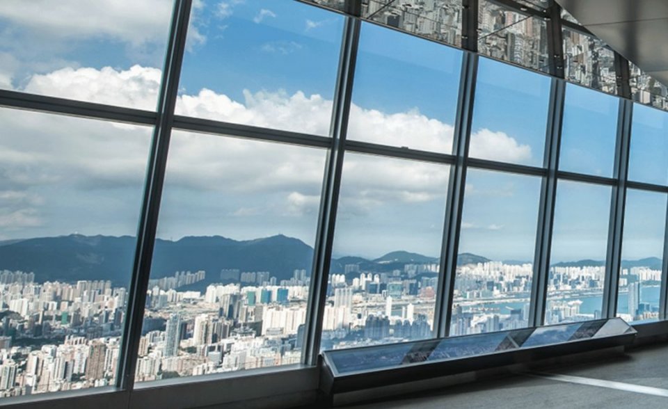 漫步香港街头感受港岛风景,逛整个香港要多长时间