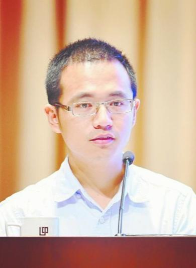 放弃国外高薪返乡创业的80后代表,85后小伙放弃城市高薪回农村