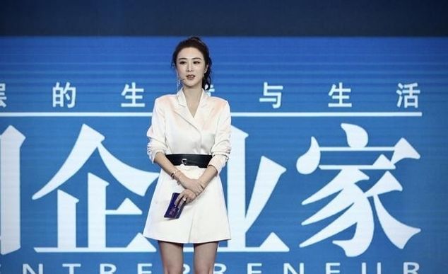 与冯小刚合作,被袁隆平夸赞,这个淘宝主播,凭什么这么牛