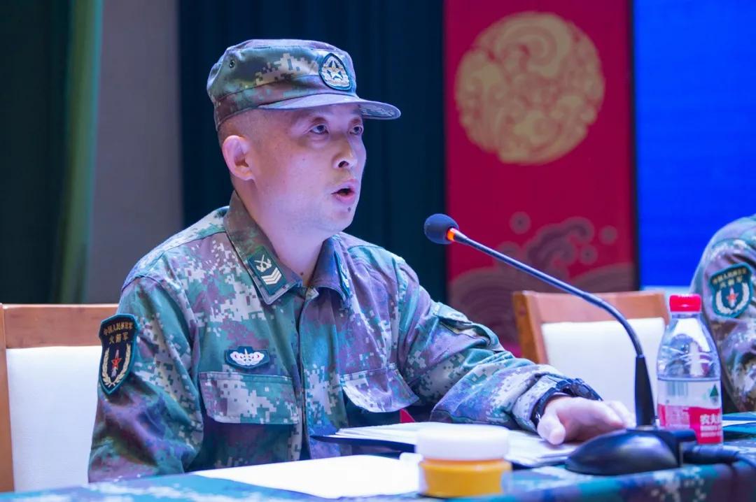 兵王全国军事比武,兵王列阵