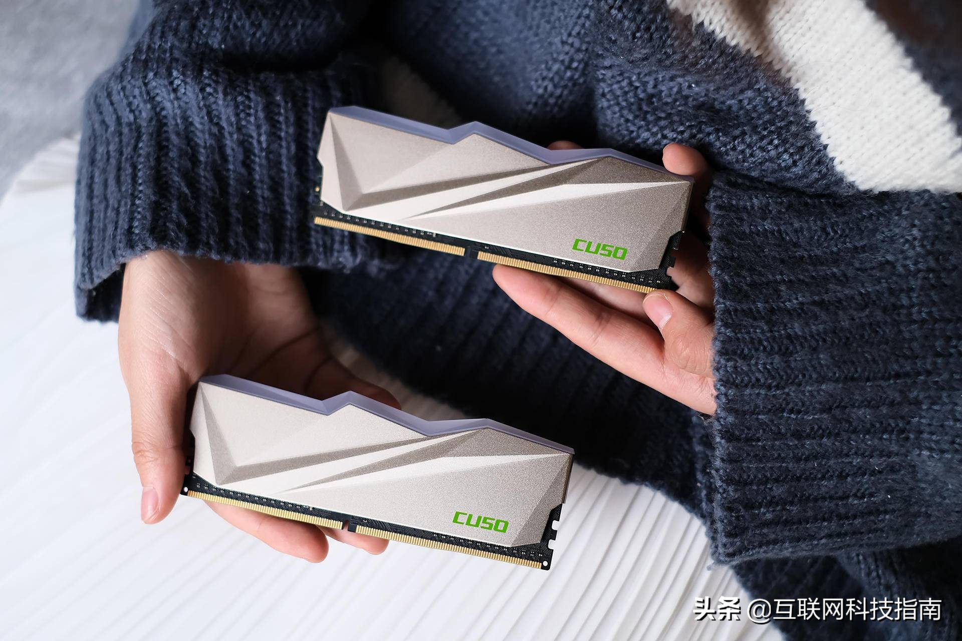 最便宜光污染机箱,酷兽剑齿虎内存条评测