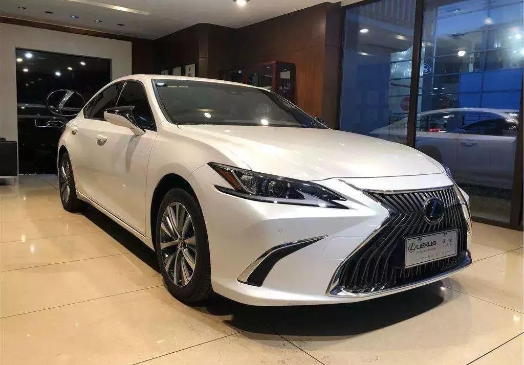 买车什么低配最值得买,高配车和低配车哪个更值得买