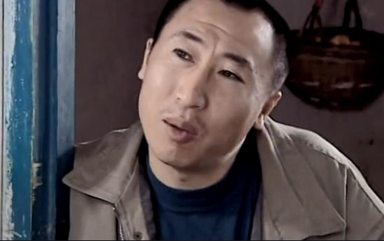 2004年赵本山徒弟被轰下台,赵本山徒弟卖东西被罚20万