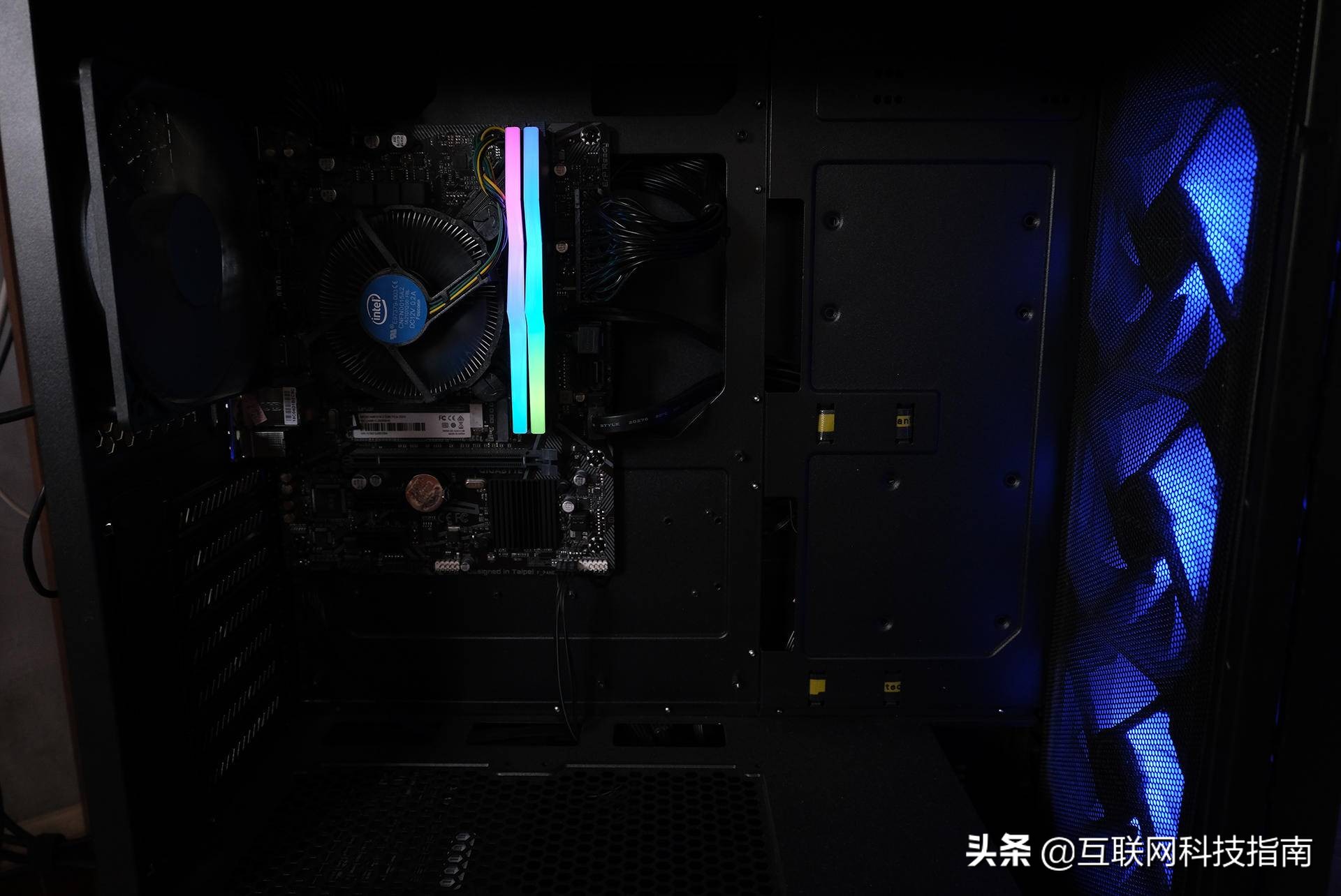 最便宜光污染机箱,酷兽剑齿虎内存条评测