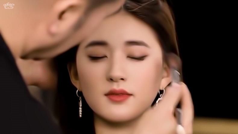 化妆师毛戈平又火了,化妆界的毛戈平