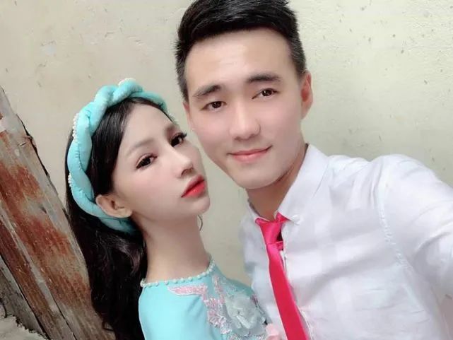 外国小伙网恋奔现发现是男的,小伙网恋奔现遇已婚妇女