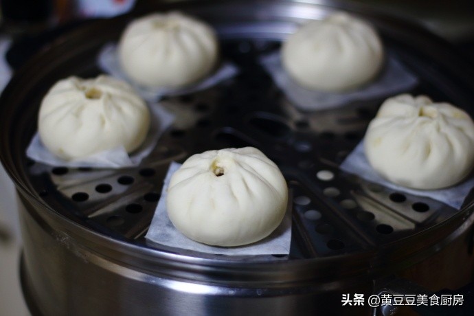 包子怎样做又松软又白又好吃,包子怎么包蒸出来才好看