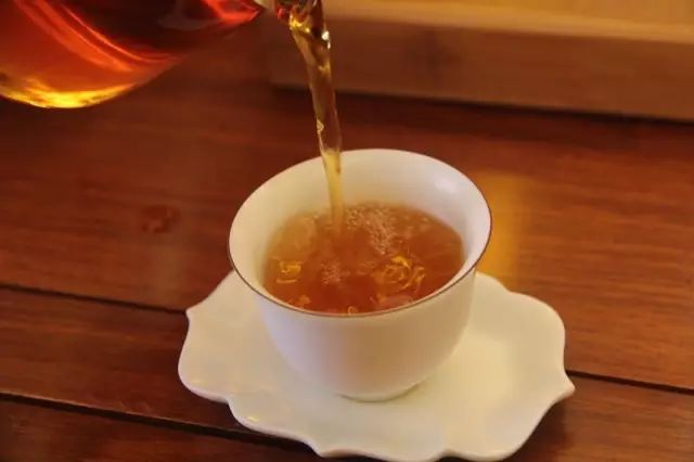 清凉茶事|天赐萌芽纤指瘦,武夷山下骏眉香