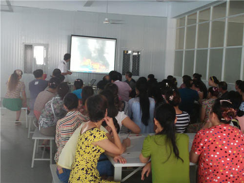 22岁小伙创业年收入200万,25岁小伙3次创业3年赚1700万完整版