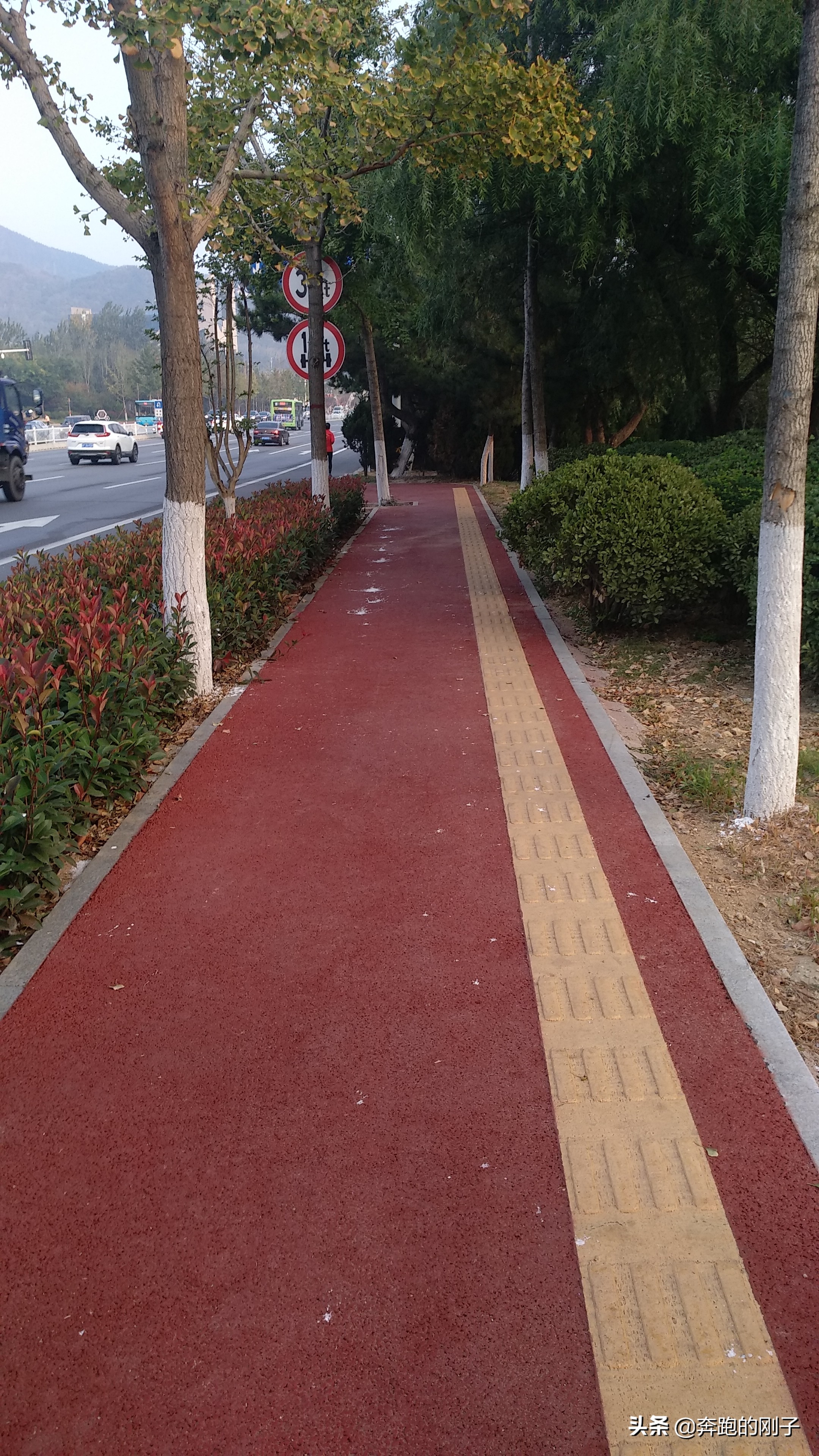 备战南京马拉松—10月19日打卡烟台大学，海边日出