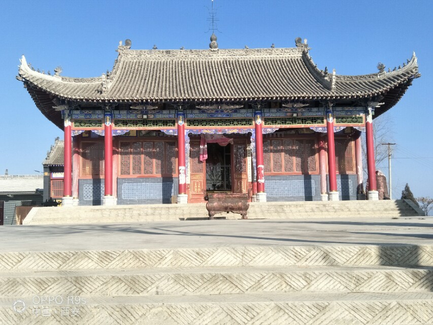 凤翔灵山在凤翔什么方位,凤翔灵山后山叫什么