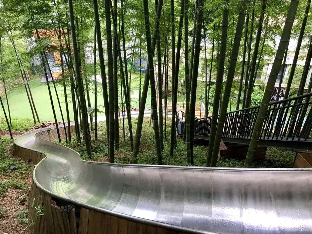 莫干山网红儿童旋转滑梯民宿,莫干山新晋森林亲子民宿无边泳池