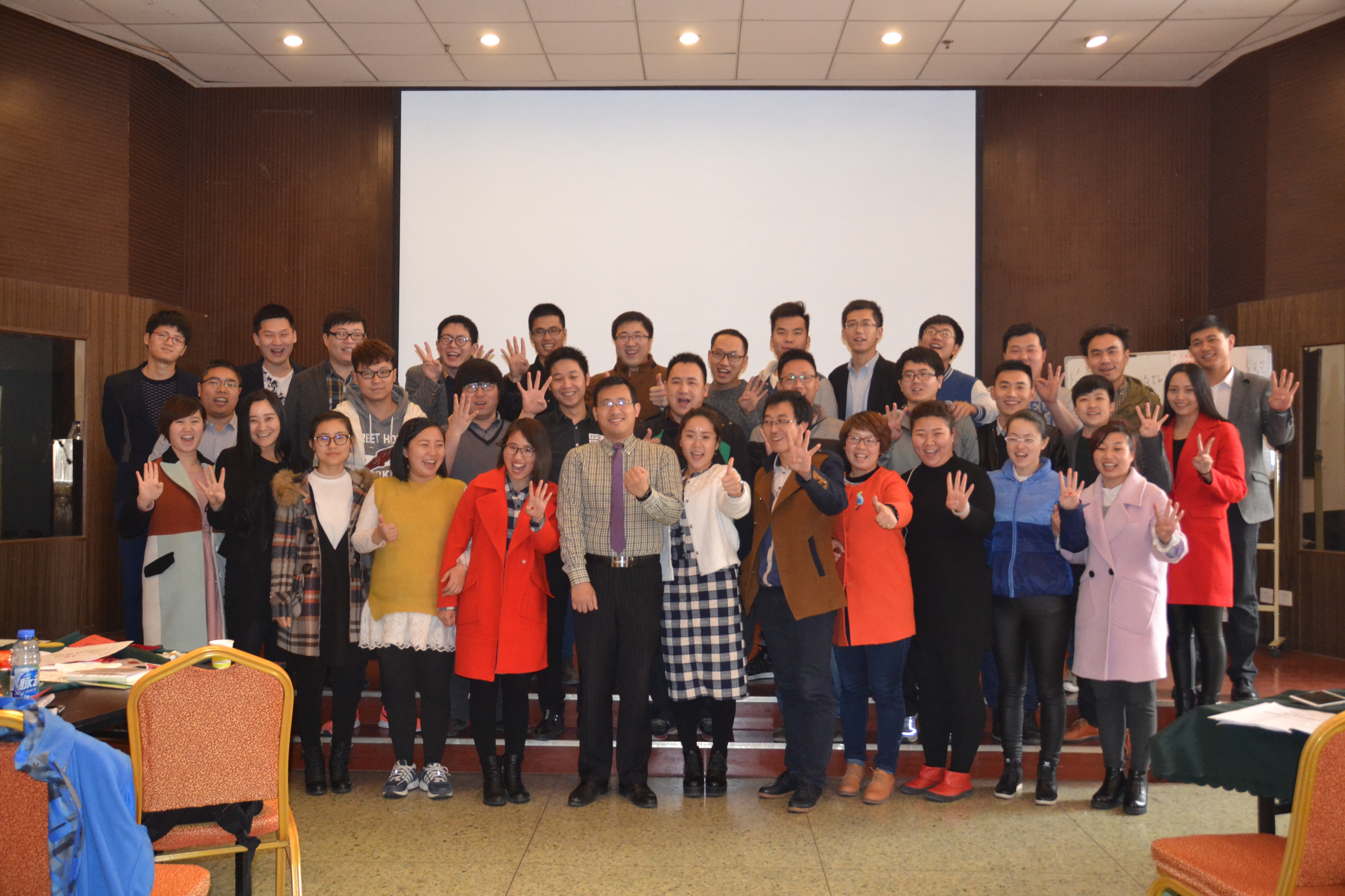 培训师如何准备课程内容,培训师应具备常用十大技巧