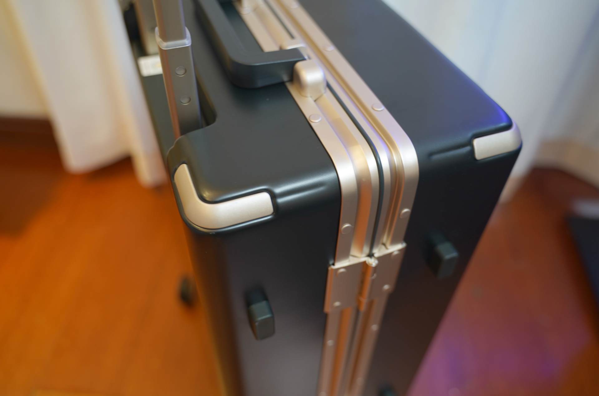 地平线8行李箱测评,地平线8号level8行李箱旅行拉杆箱