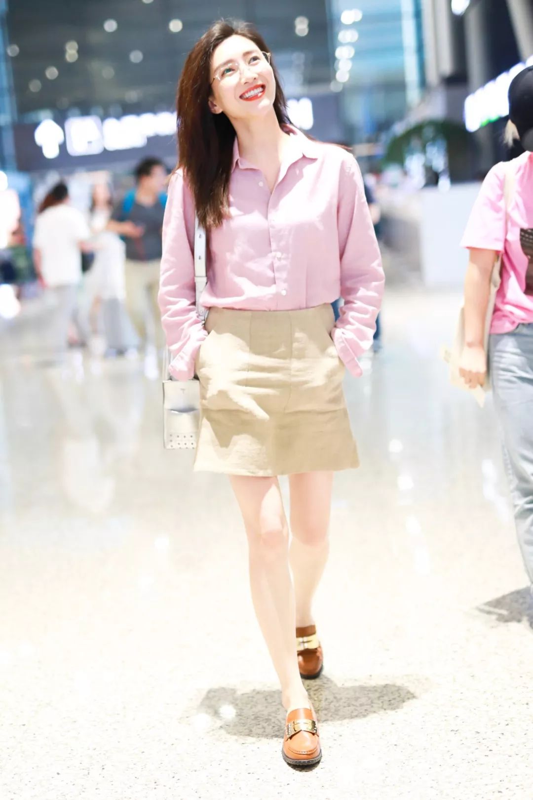 女明星夏季清爽干净穿搭,女明星穿着很清新