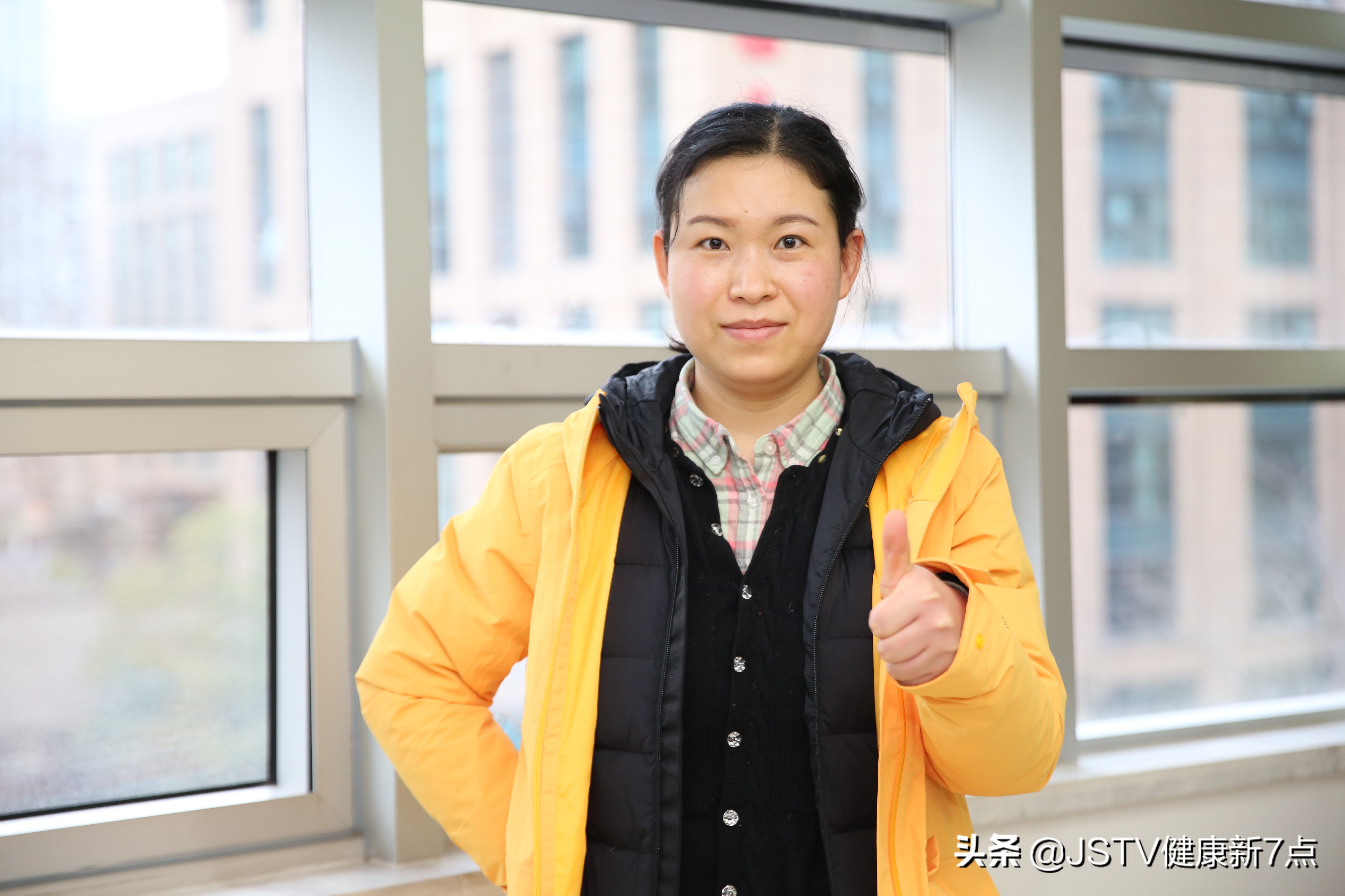 抗击疫情医护人员纪录片半小时,医务人员抗击疫情连续工作20多天