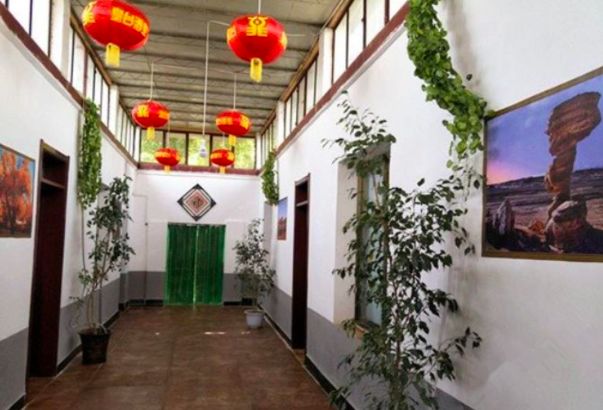 民宿365近期10家大热的极简民宿,西北风格民宿