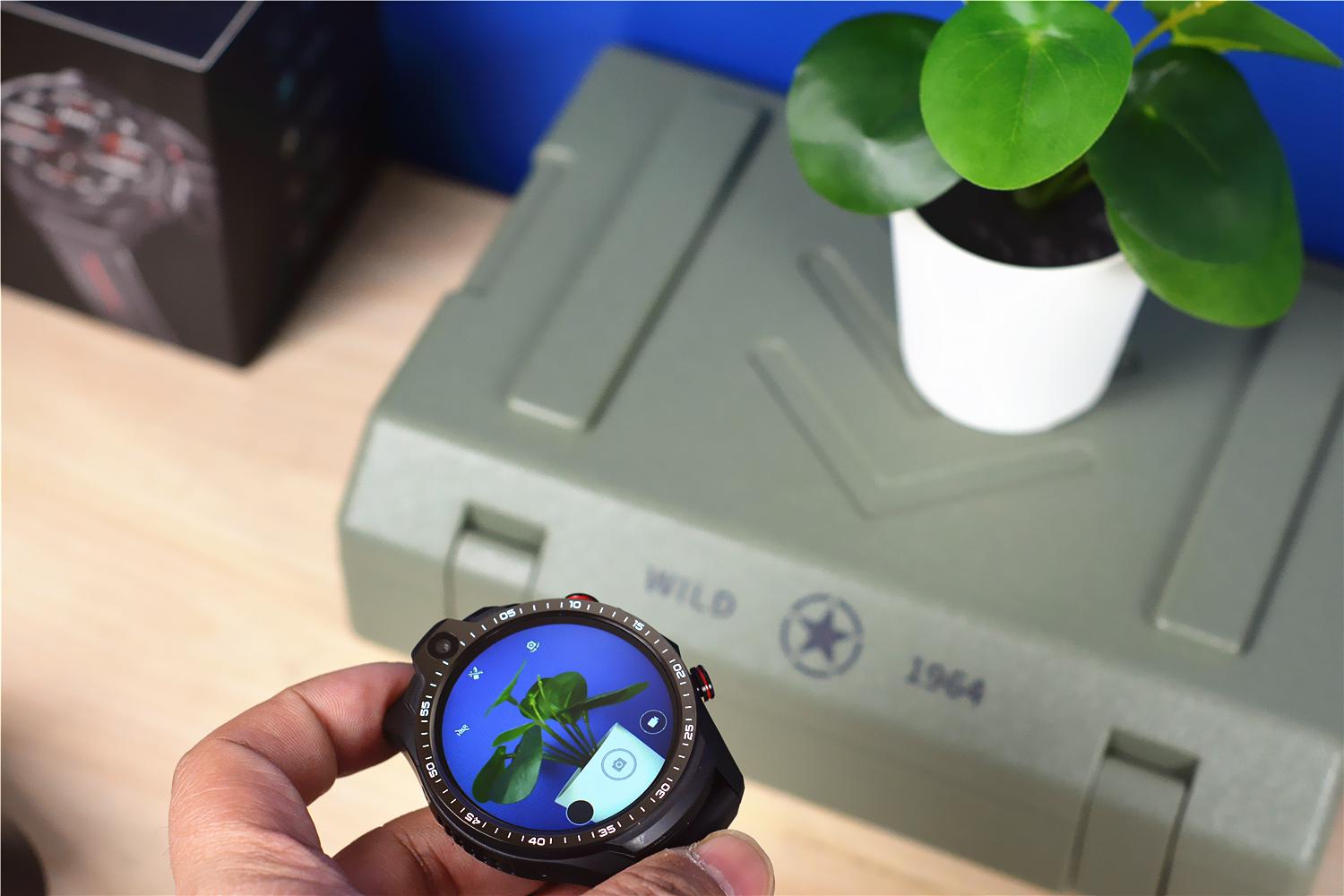 jeep新款智能手表jpsw011black,jeep智能手表高配版有啥区别