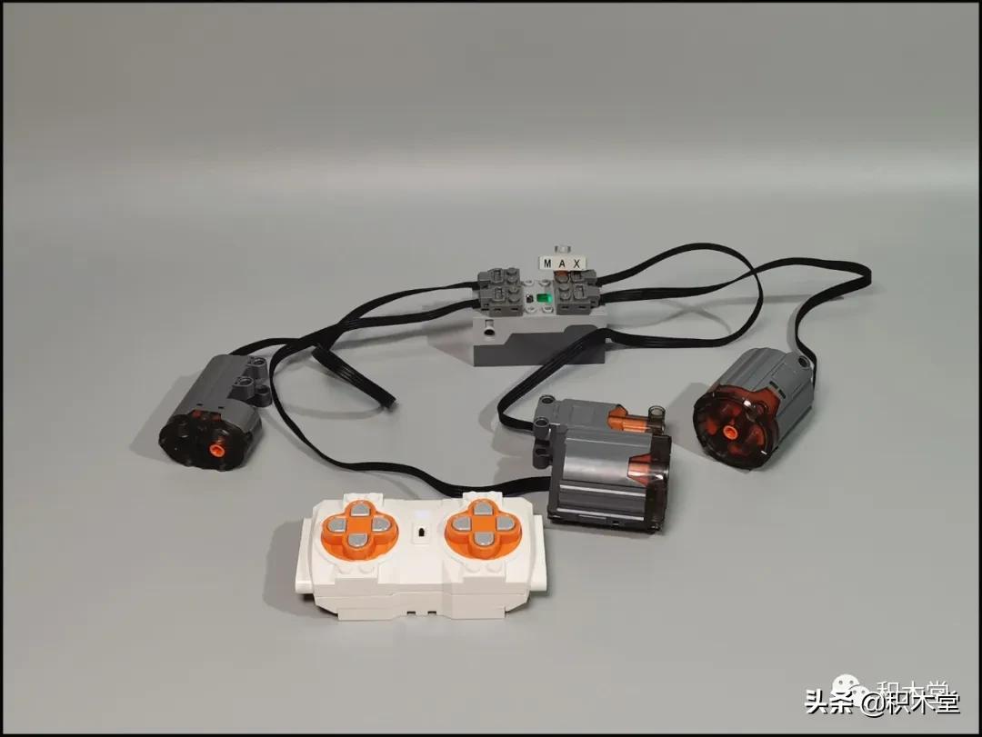 宇星模王13056拼装全过程,宇星模王积木开箱拼装过程