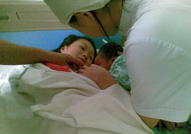 涓撳鎻愰啋璀︽儠濂剁矇钀ラ攢姣嶄钩鍠傚吇,璀︽儠閰嶆柟濂剁矇钀ラ攢褰卞搷姣嶄钩鍠傚吇