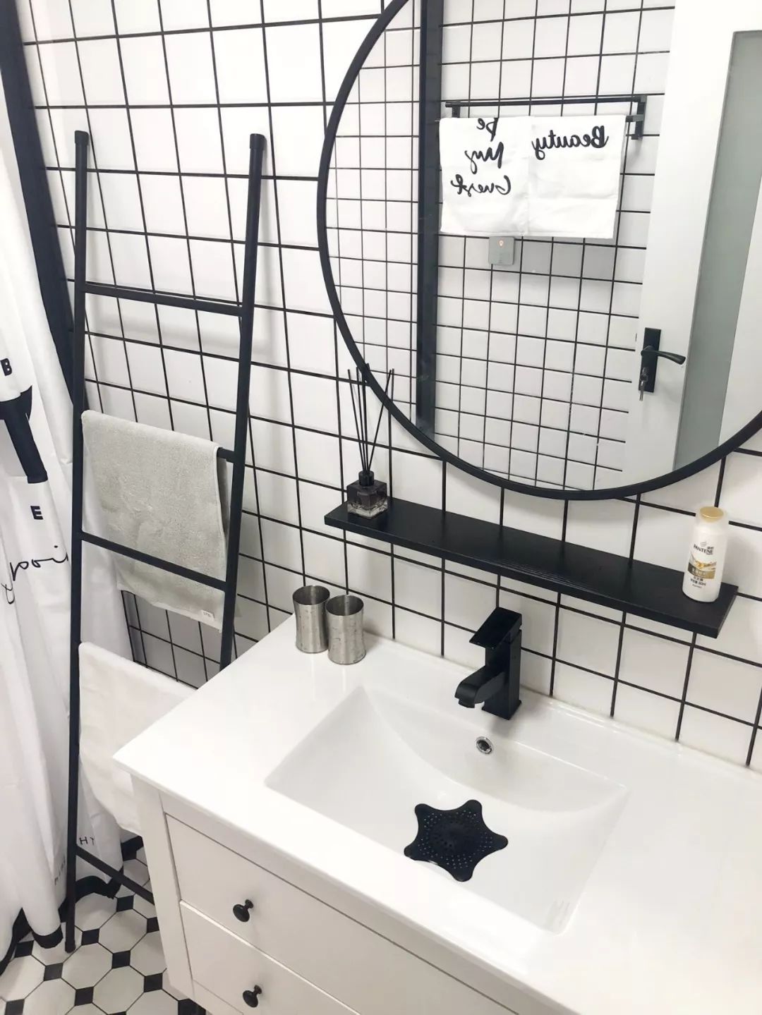 卫生间小毛巾架用哪种,卫生间打孔挂毛巾架会影响防水吗