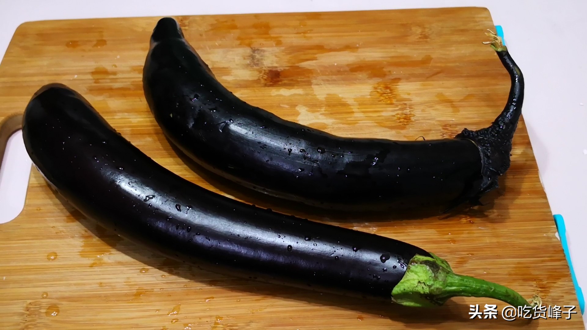 买长茄子是直的好还是弯的好 (买茄子选直的还是弯的看准这3点)