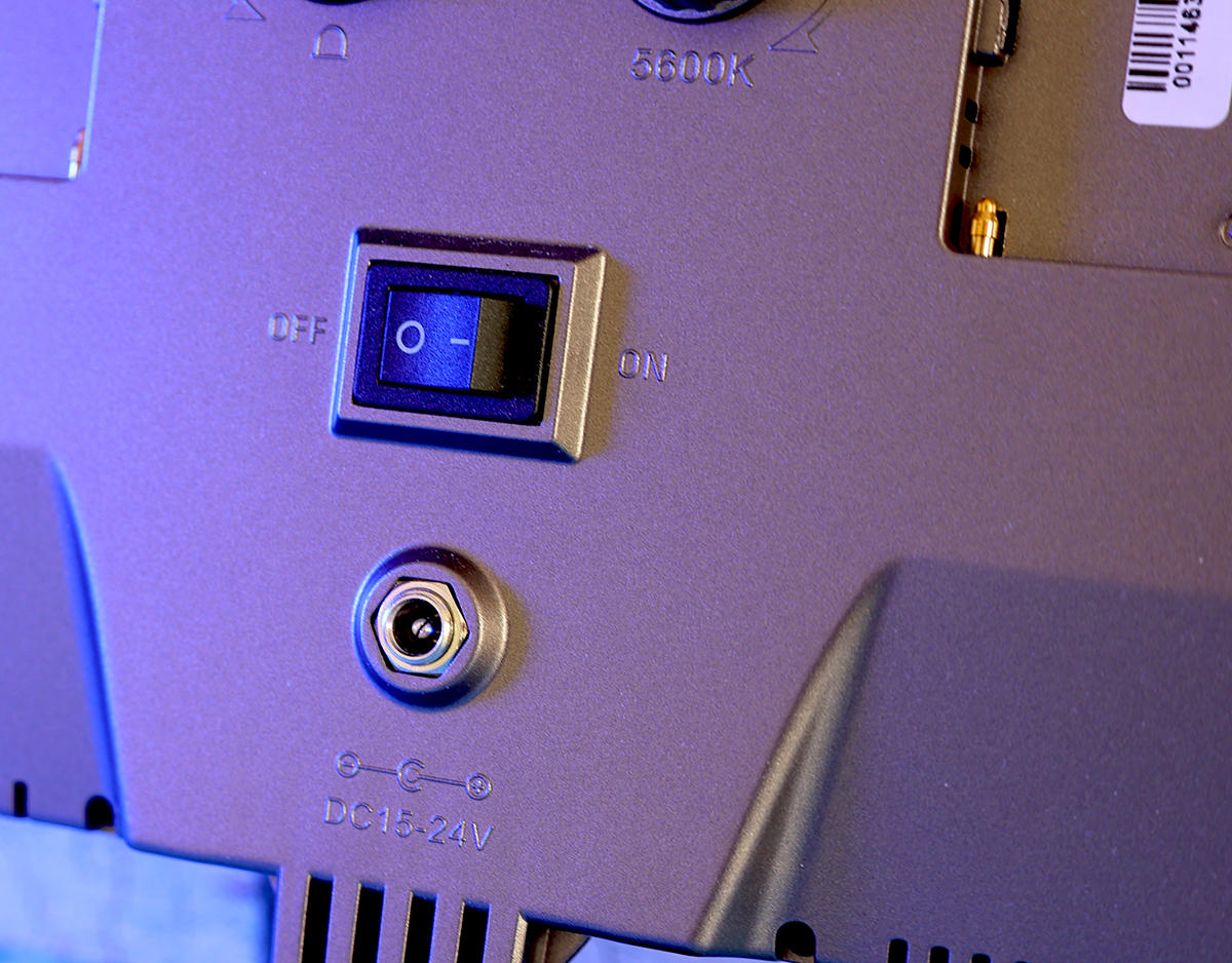 南冠平板摄像灯,南冠补光灯拍视频