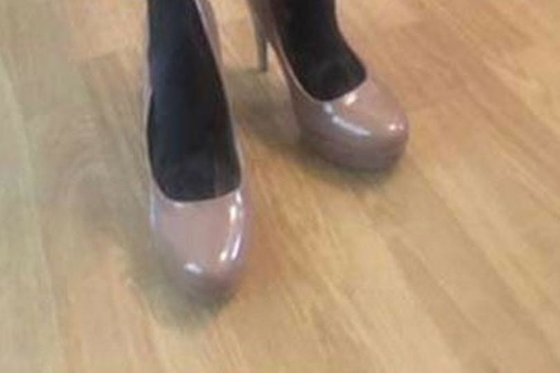 网上卖的二手女高跟鞋,女生高跟鞋二手鞋出售