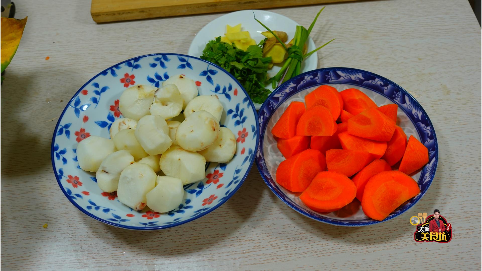 老鸭汤荸荠的家常做法,广式清炖老鸭汤的家常做法大全