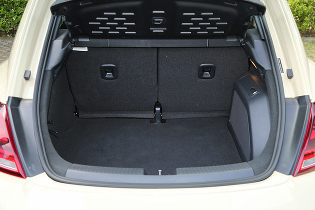 大众甲壳虫2020款试驾,大众甲壳虫进口版经典评测