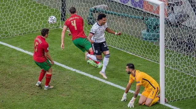 勒夫带领德国队夺冠集锦,勒夫重回德国国家队