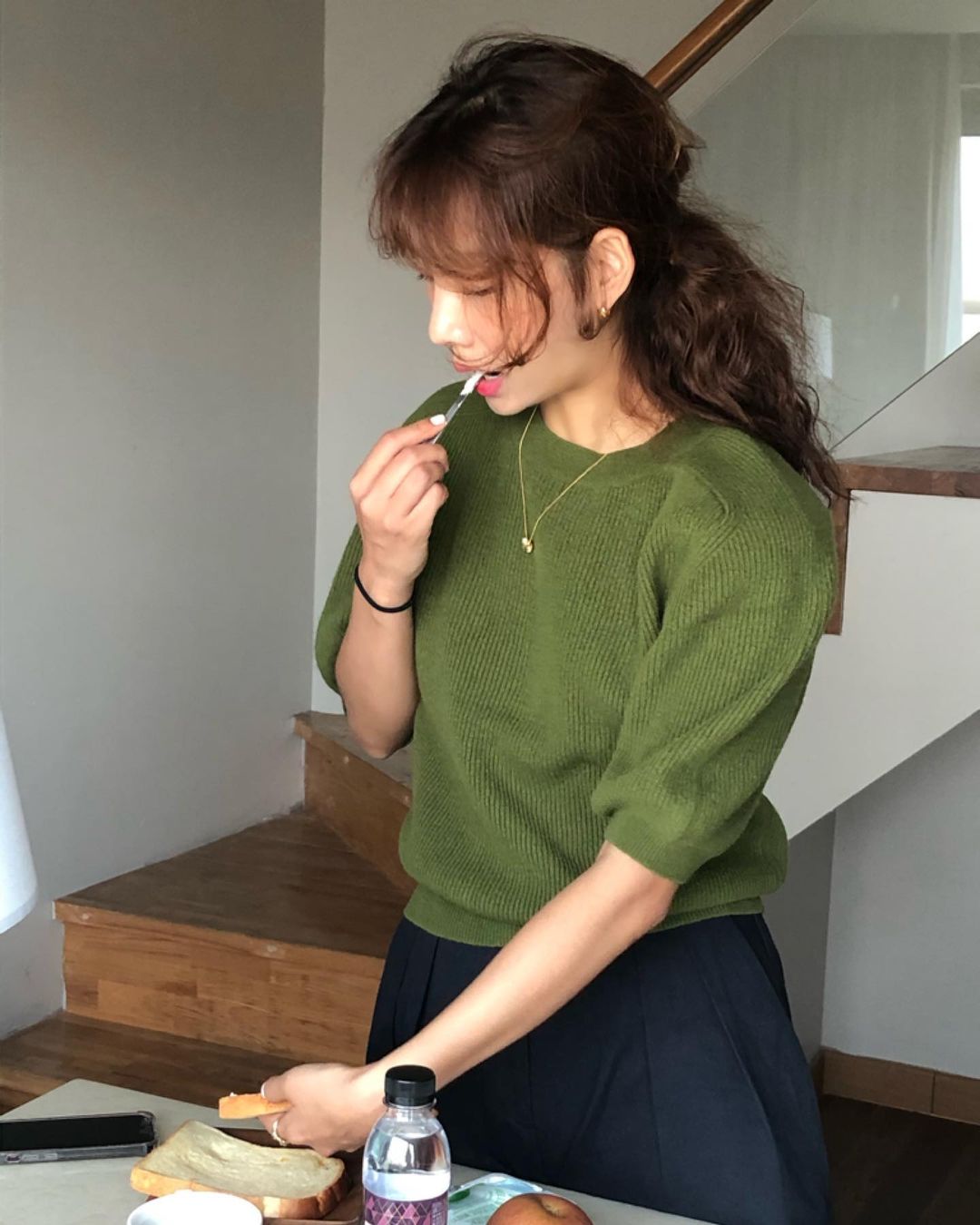 韩式减龄蓬松烫中短发羊毛卷,法式烫中短发羊毛卷