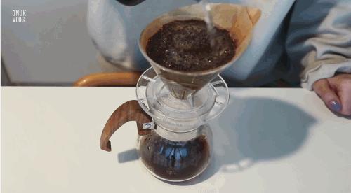 38岁独居全职博主,韩国独居博主