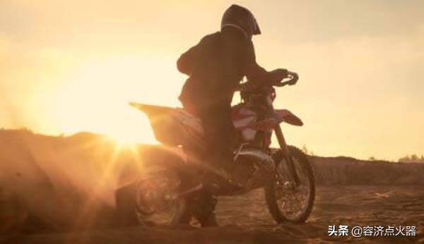 为什么摩托车油表跟实际不一样,摩托车油表不动的原因和解决方法