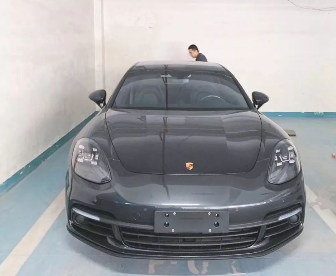 鐪熶汉涓撹,鐪熶汉閲囪