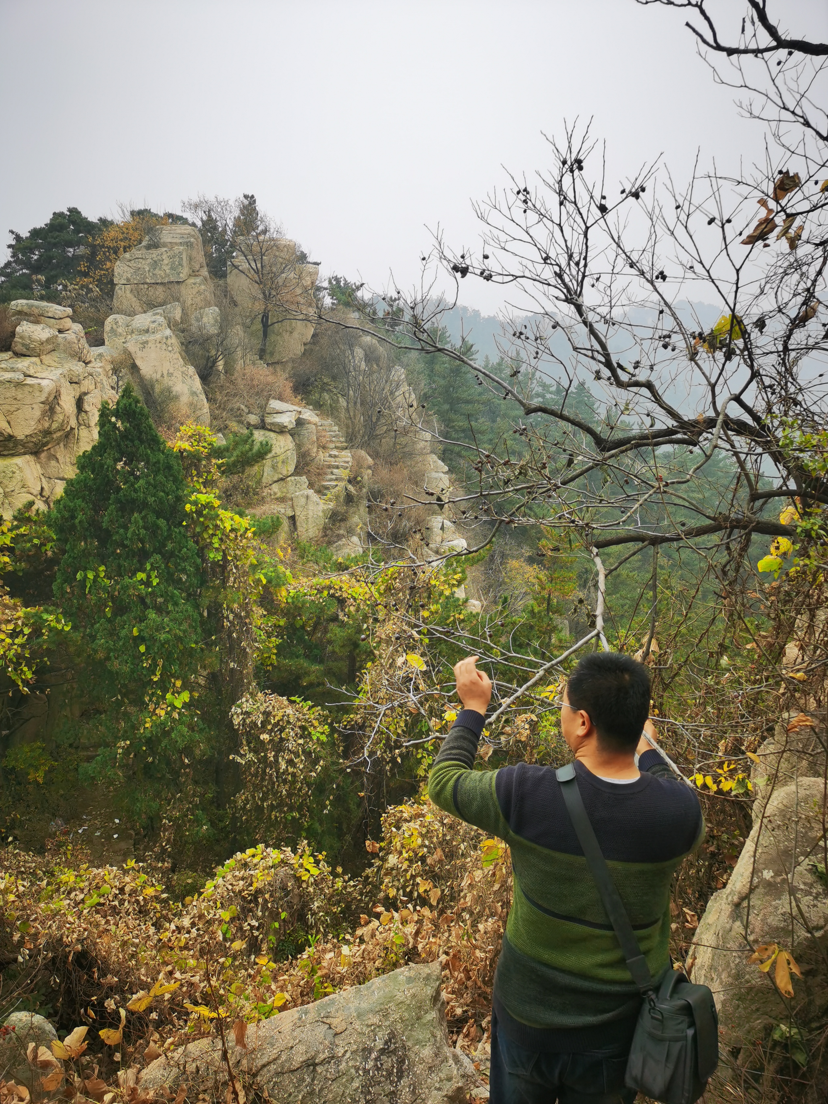 小华山免费爬山攻略,齐鲁嵩山漂亮