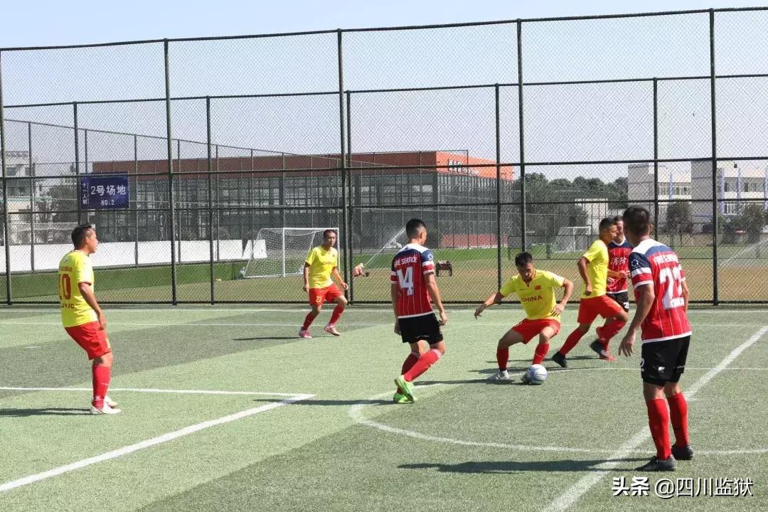 世警会|友谊第一，今天我们都是阿sir的球迷！