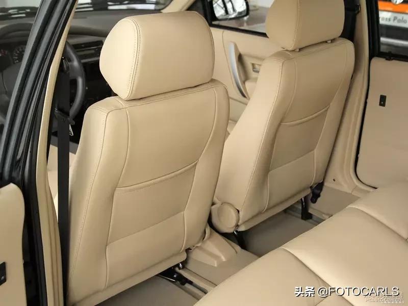 大众桑塔纳志俊1.8L实拍，当年性价比超高的B级车，你作何评价？