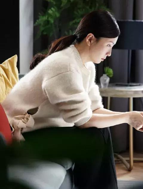 小欢喜王一笛衣品,小欢喜三位妈妈着装