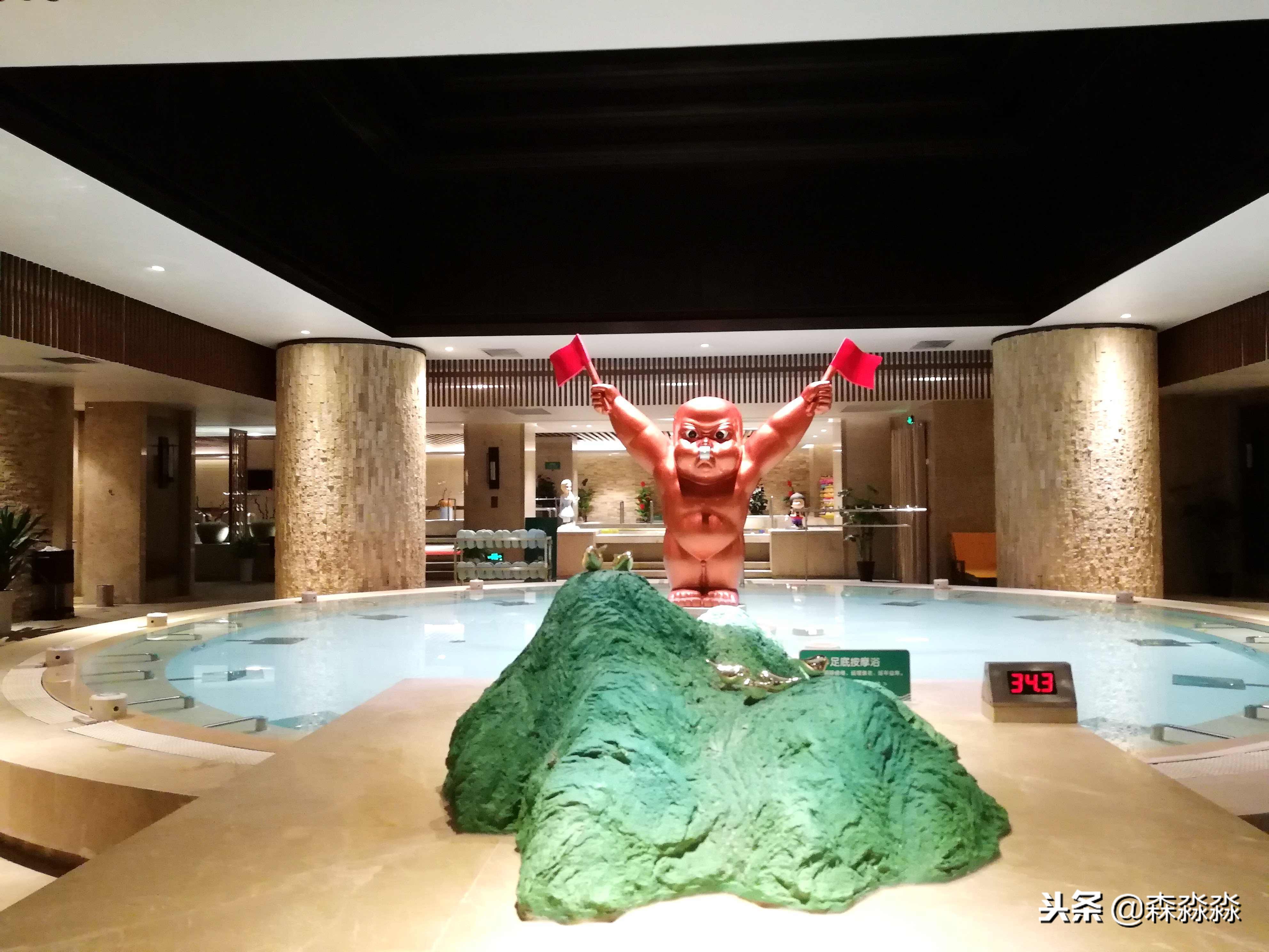 西安度假温泉,西安既能滑雪又能泡温泉